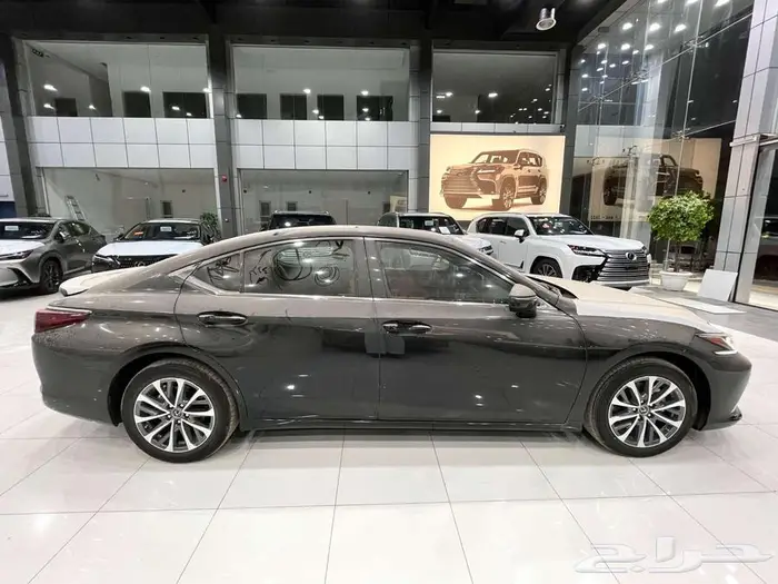 لكزس ES 300 AH هايبرد 2025 سعودي اقل سعر كاش وبنوك 2