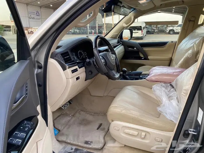 لكزس LX570 2020 فل كامل 8