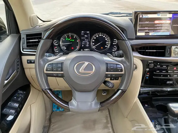 لكزس LX570 2020 فل كامل 18