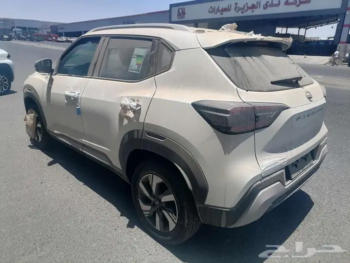 نيسان ماجنيت الجديدة فليت ستاندر موديل 2025 5