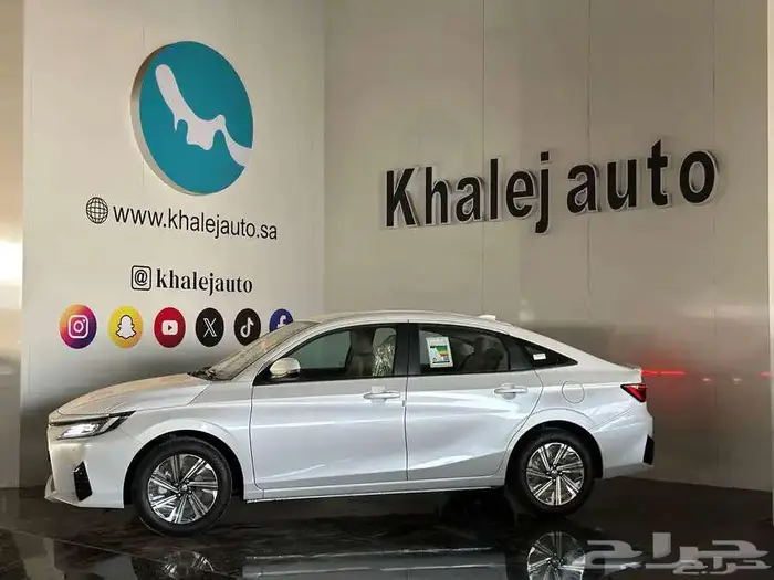 تويوتا يارس واي اكس 2026 1
