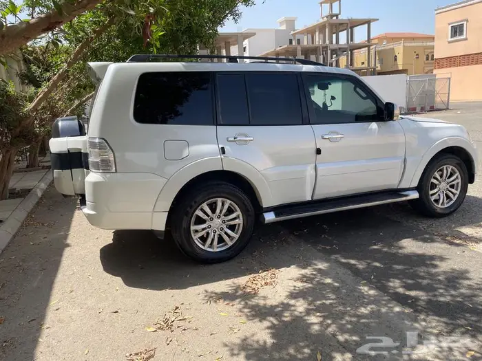 باجيرو 3.8 مكينه كبيرة فل 9