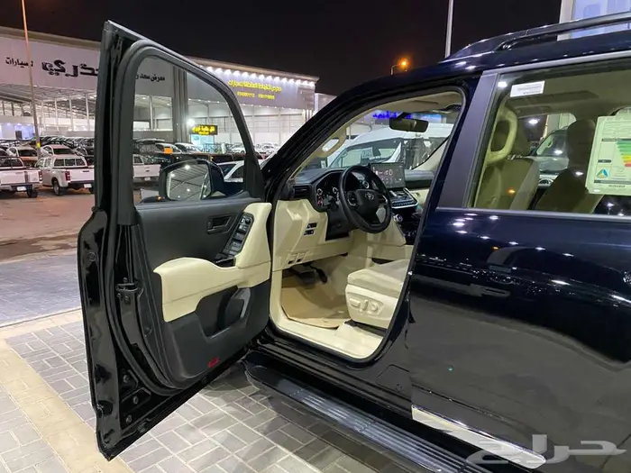 تويوتا جي اكس ار 2 2024 بنزين ماشيه 62000كم 41