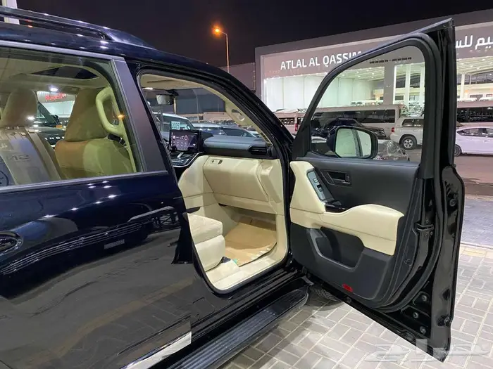 تويوتا جي اكس ار 2 2024 بنزين ماشيه 62000كم 17