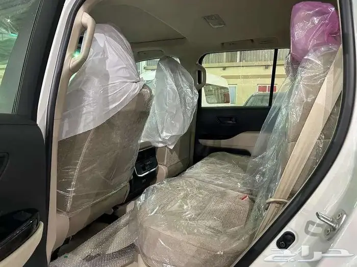 تويوتا لاندكروزر GXR L 3 موديل 2025 سعودي 21