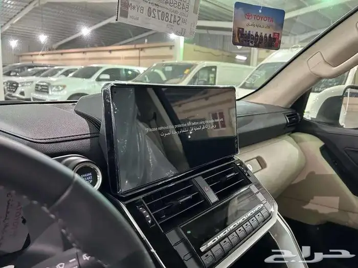 تويوتا لاندكروزر GXR L 3 موديل 2025 سعودي 19