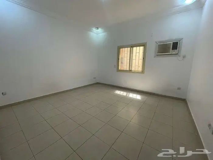شقة غير مفروشة للإيجار السنوي في جدة حي مشرفة 2