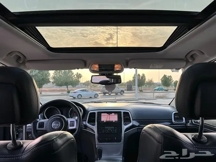 جيب srt 2014 8