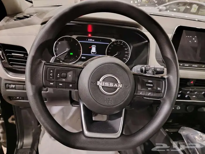 نيسان اكس تريل7 راكب دبل 2025 اسود X -TRAIL 10