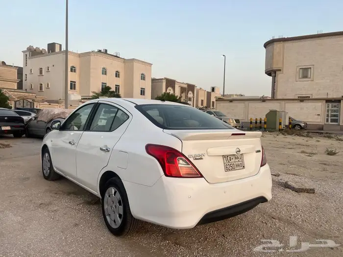 2021 نيسان صني 10