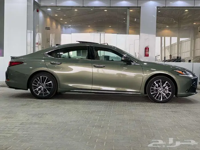 لكزس ES 350 CC بانوراما 2025 - خليجي 2