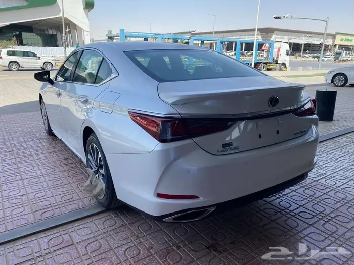 لكزس - ES350 CA - - 2025 الساير كويتي جميع الالوان 23