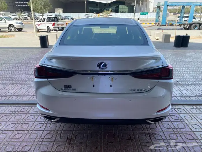 لكزس - ES350 CA - - 2025 الساير كويتي جميع الالوان 22