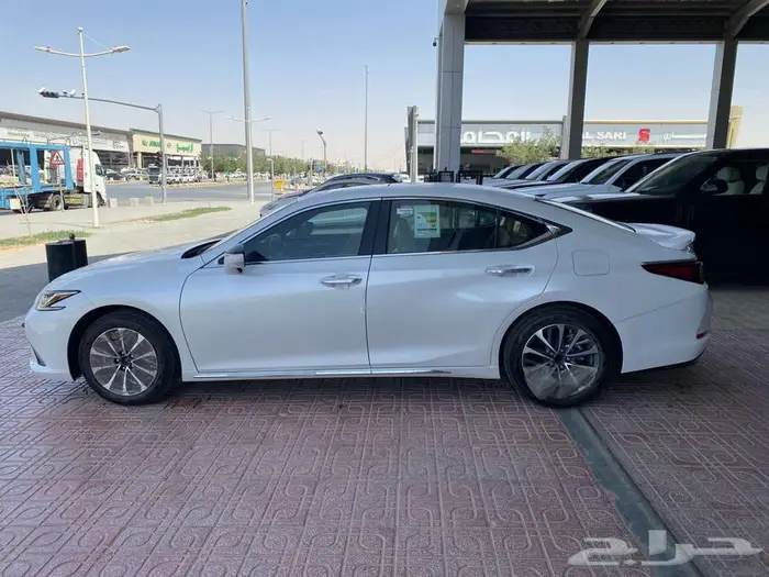 لكزس - ES350 CA - - 2025 الساير كويتي جميع الالوان 20