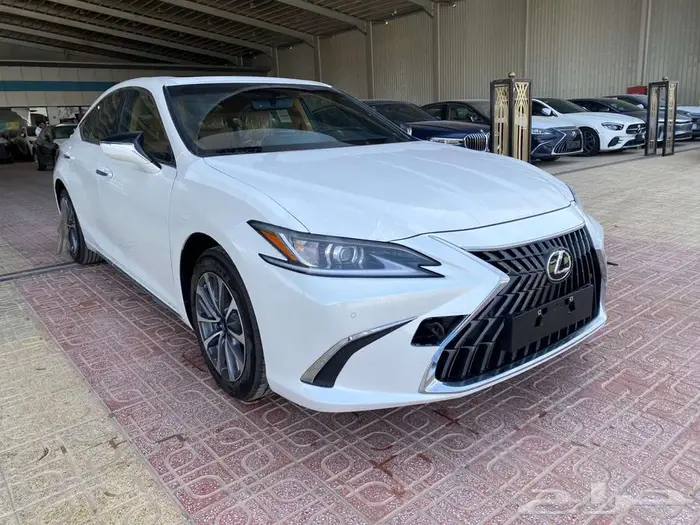 لكزس - ES350 CA - - 2025 الساير كويتي جميع الالوان 19