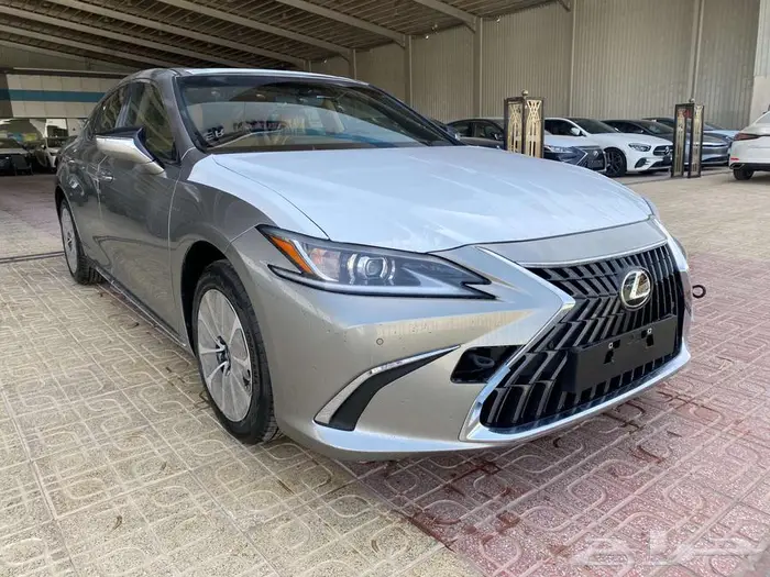 لكزس - ES350 CA - - 2025 الساير كويتي جميع الالوان 9
