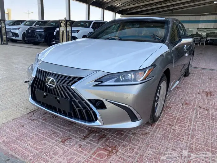 لكزس - ES350 CA - - 2025 الساير كويتي جميع الالوان 13