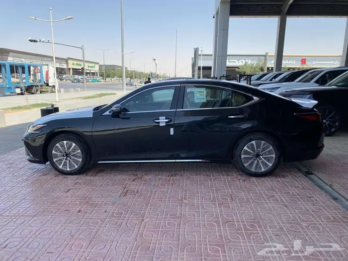 لكزس - ES350 CA - - 2025 الساير كويتي جميع الالوان 4