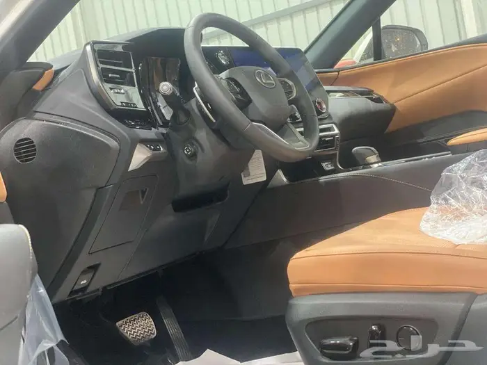 لكزس RX 350 BH فل كامل هايبرد 2025 - داخلي جملي 17