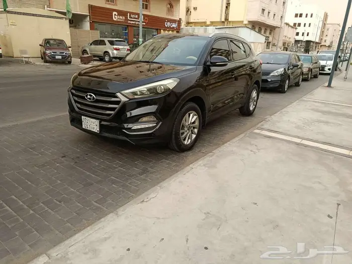 توسان عائلية بحالة جيدة جدا 1