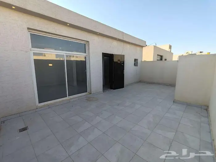 للبيع فيلا بشقتين - حي الرمال (مسك) بالرياض 15