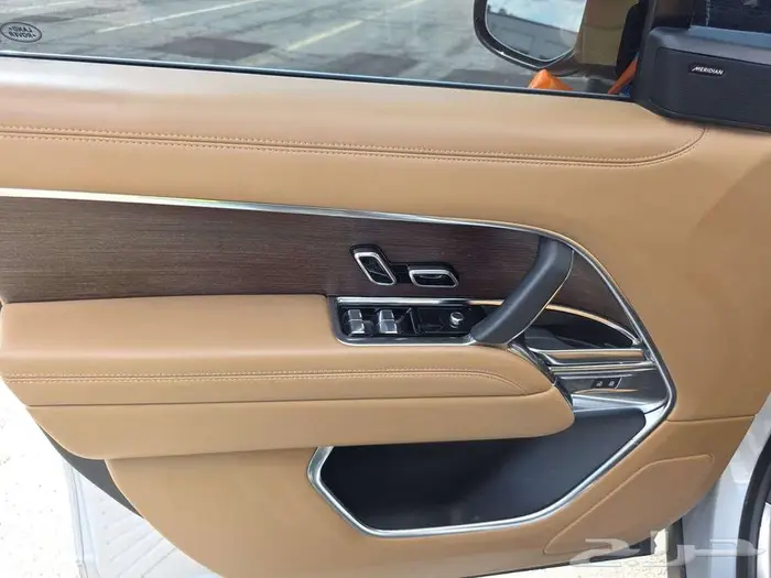 رنج روفر SE 2023 بسعر مميز 9