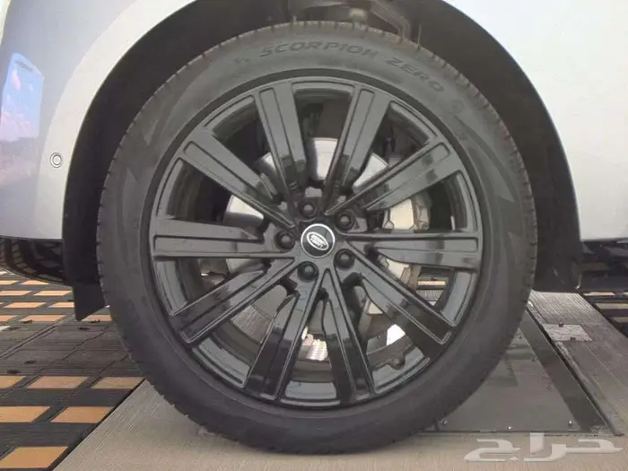 رنج روفر SE 2023 بسعر مميز 8