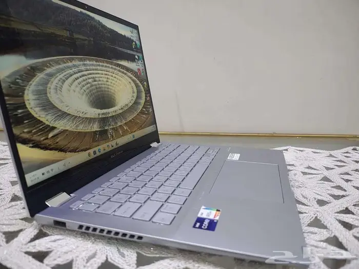 لابتوب لاب توب Asus i9 مواصفات عالية شبه جديد 0