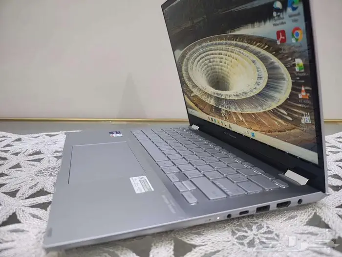 لابتوب لاب توب Asus i9 مواصفات عالية شبه جديد 12