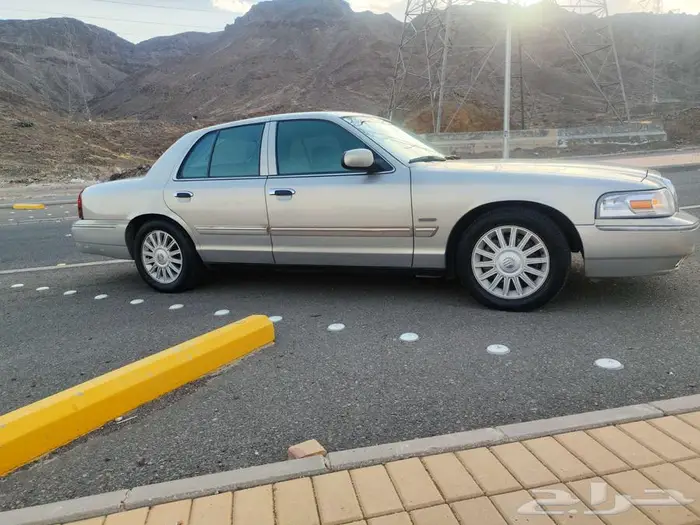 فورد جراند ماركيز امريكي 2009 1