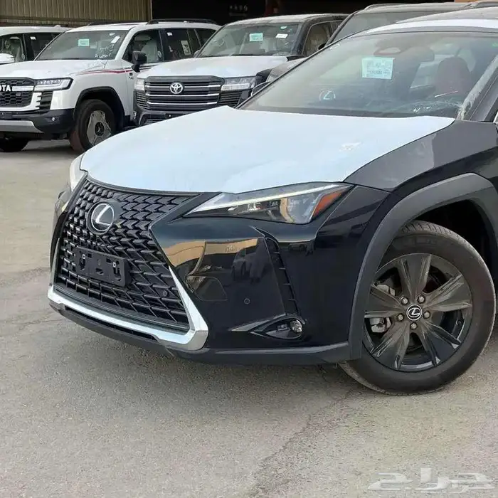 لكزس UX 300 اي اتش أسود هايبرد 2024 اقل سعر كاش واقساط 0