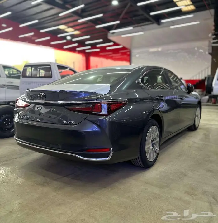 لكزس ES250AA 2025 سعودي الاقل سعرآ 4