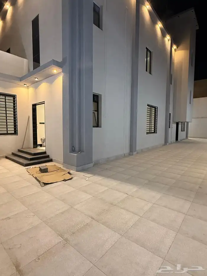 فله للبيع في دره الخميس 4