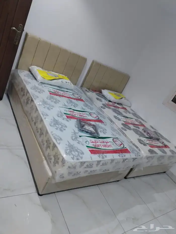 الأسرة والمراتب وطاولات الزينة وخزائن الملابس متوفرة 33