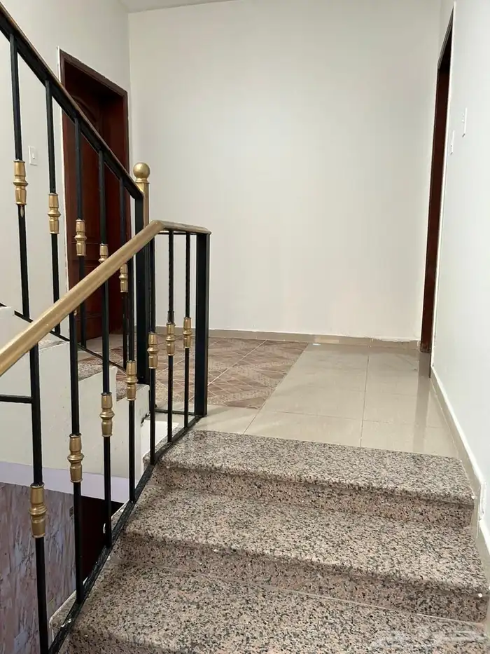 عمارة سكنية للبيع بالخزامى 5