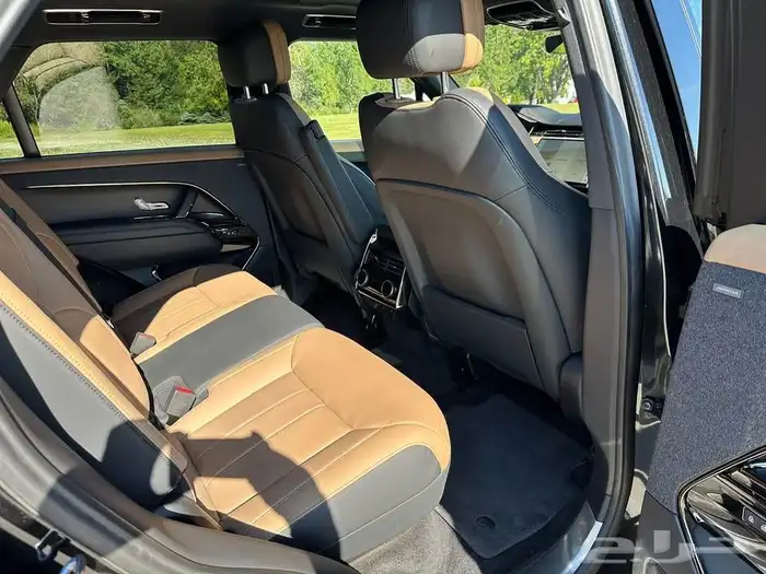لاند روفر رانج روفر سبورت Range Rover Sport P400 موديل 2023 6