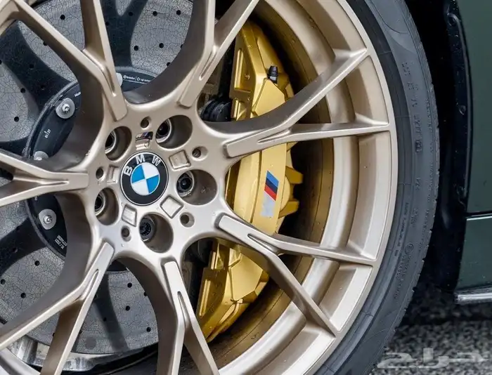 للبيع BMW - M5 - Cs موديل 2022 شبه اصفار وارد كندا 6