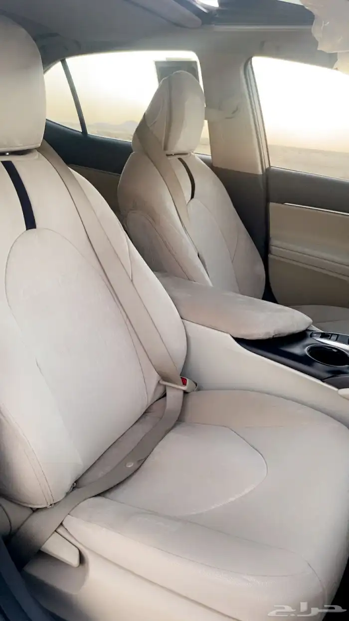 للبيع كامري 2022GLE وكاله 17