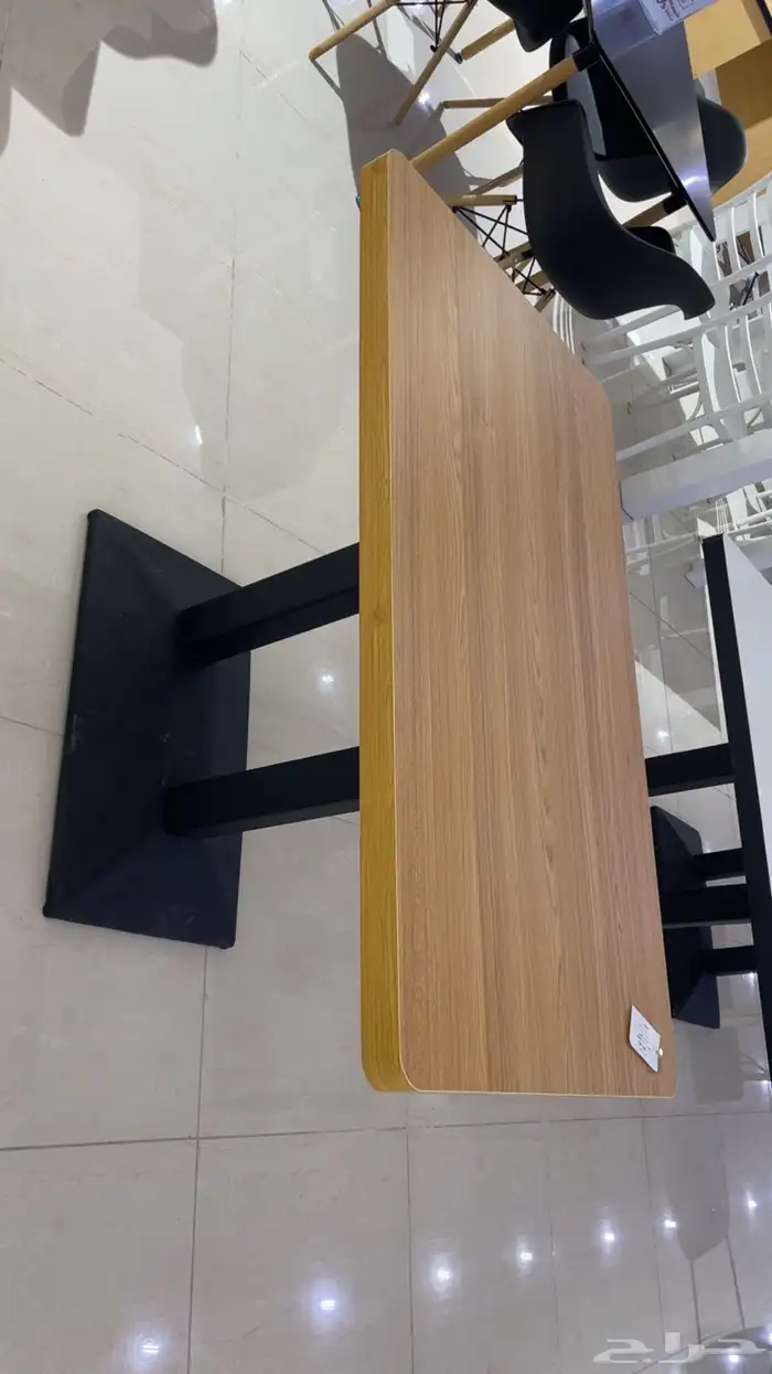 طاولات مطاعم وكافيهات راقية 0