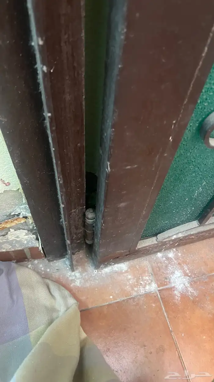 باب حديد كبير 4