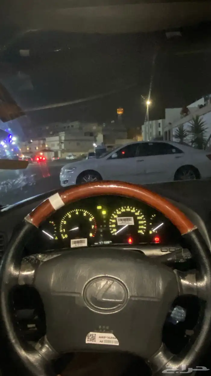 لكزس 400 للبيع 8