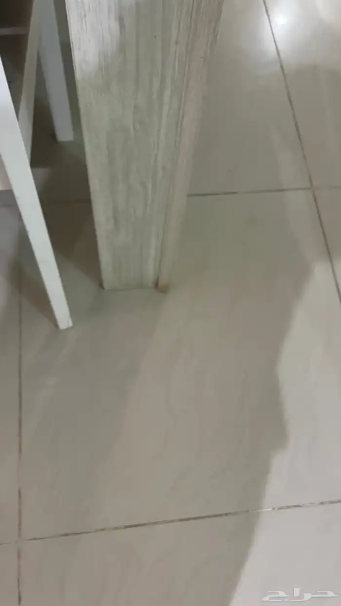 طاولة طعام 1