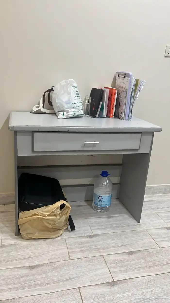 خشب طاولات 0