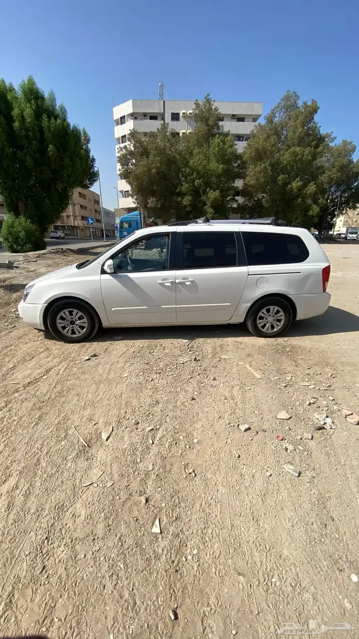 كيا كرنفال 2012 0