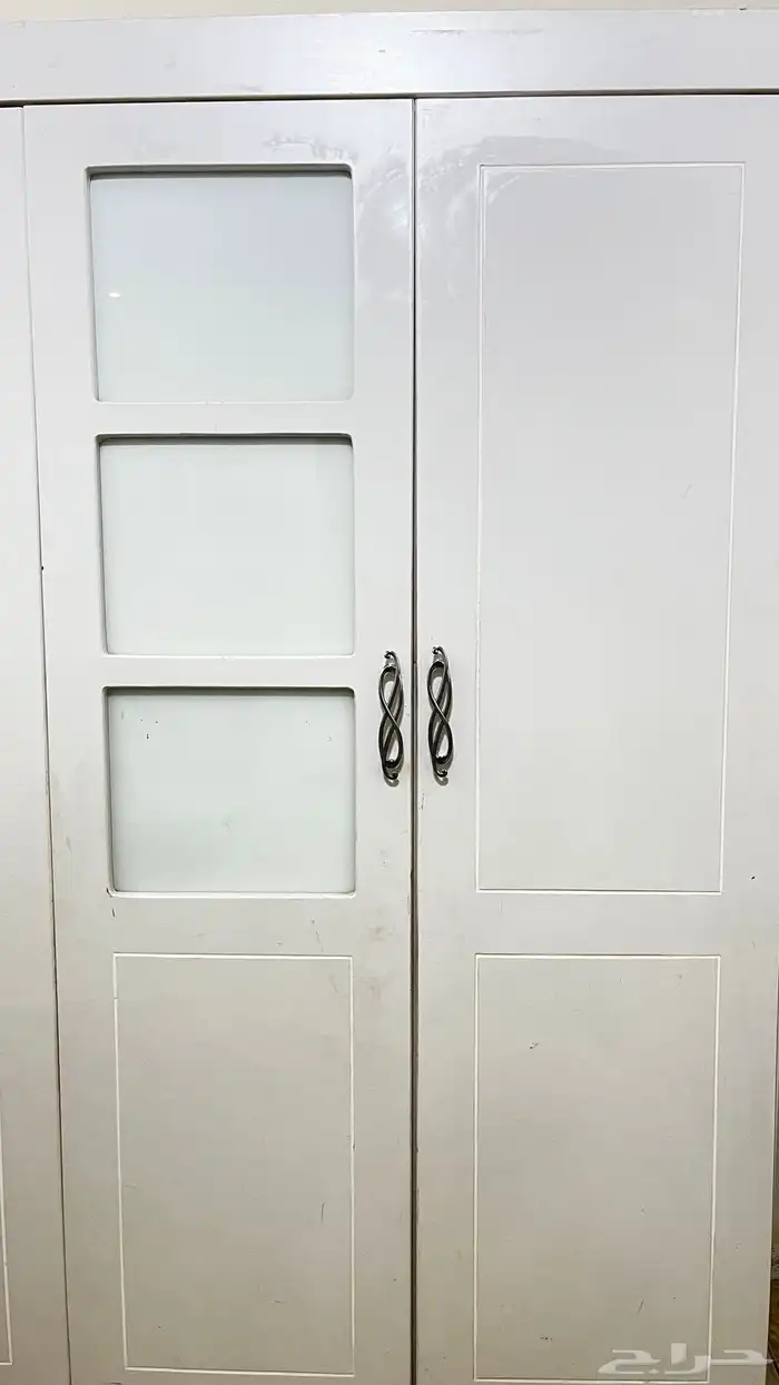 دولاب ملابس خشبي للبيع 4