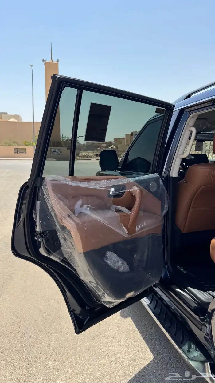 انفنتي QX80 2023 فئة الفل كامل 6