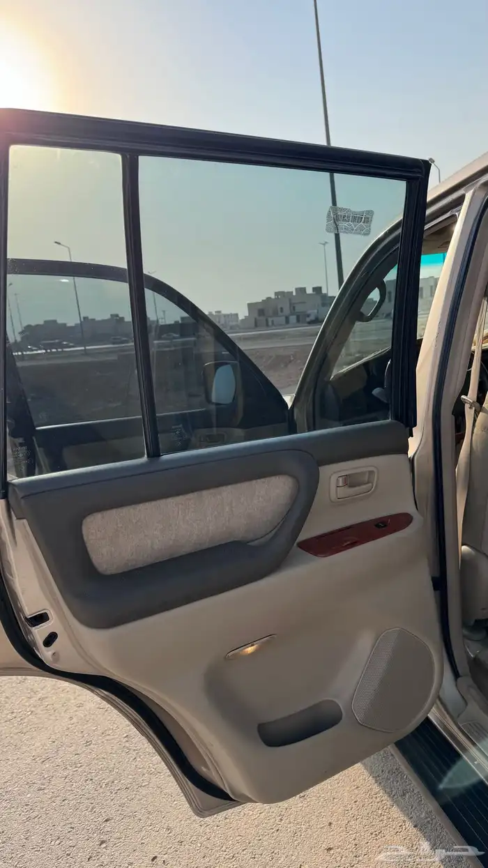 جيب لاندكروزر 2003 vxr فكسار . 11
