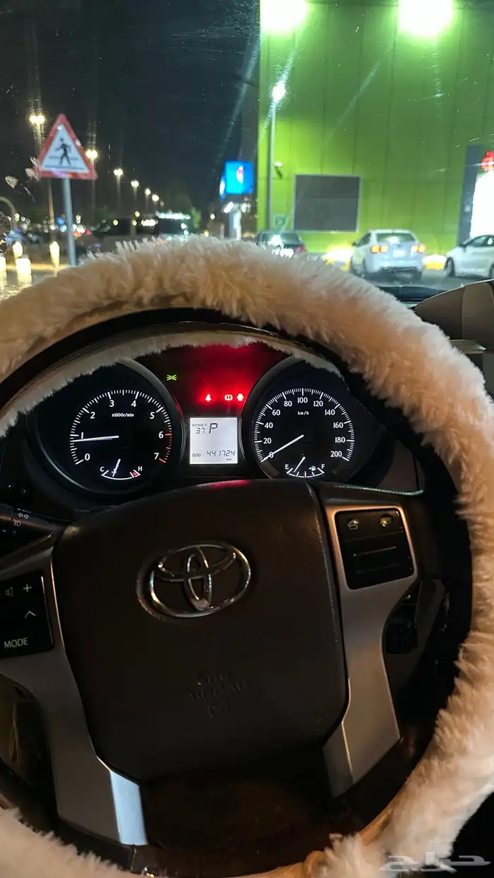 برادو 2014 للبيع 4