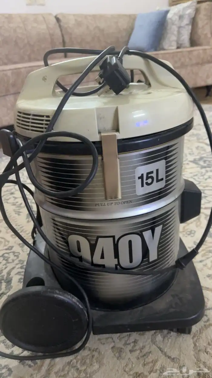 مكنسه كهربائيه للبيع 1