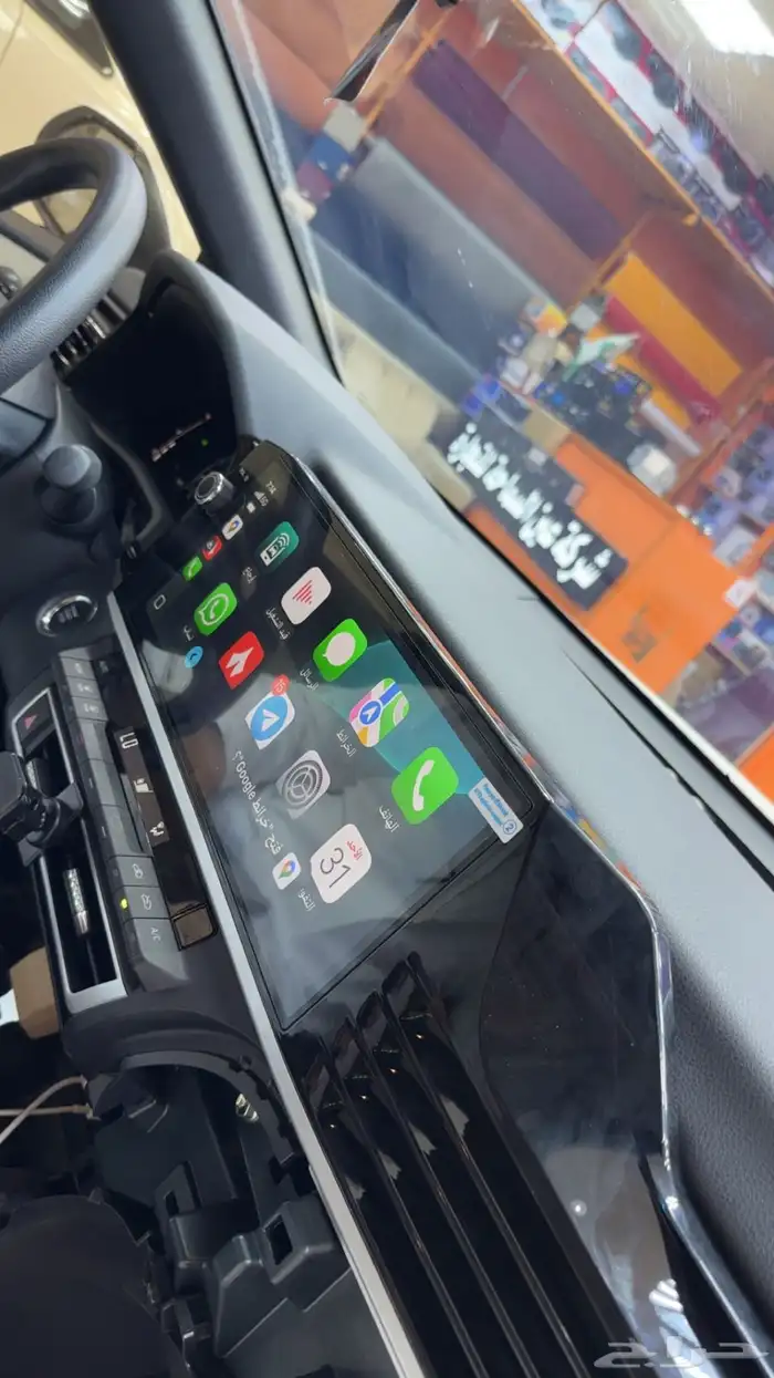 شاشه كامري 2025 3